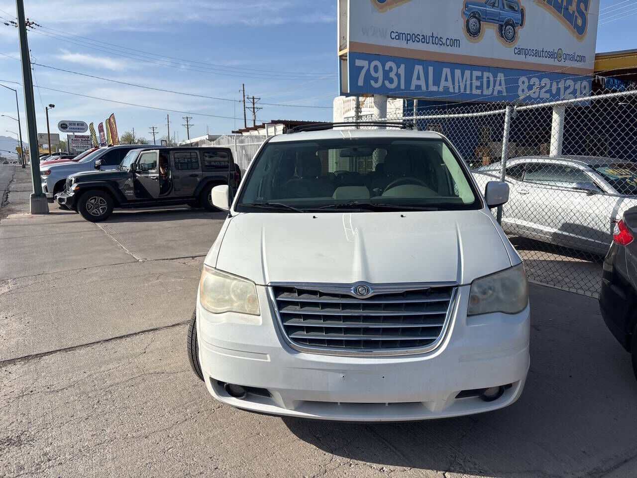 2010 CHRYSLER Town and Country