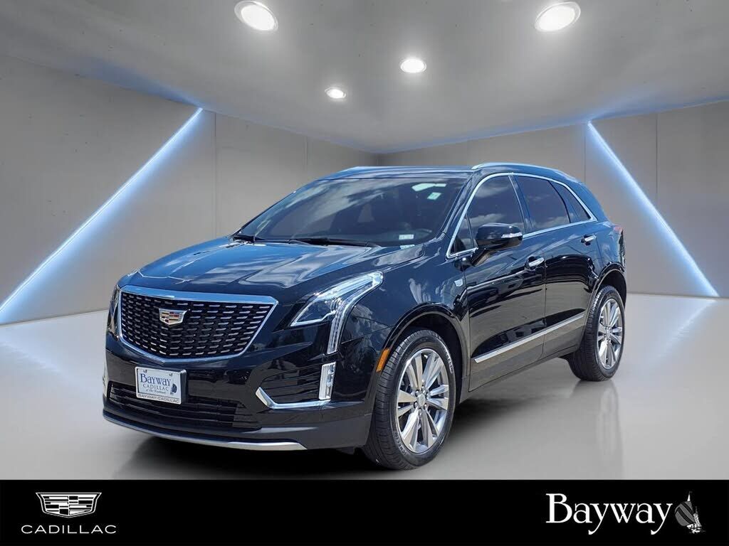 2025 CADILLAC XT5