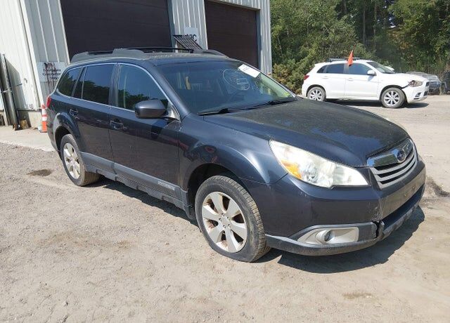 2010 SUBARU Outback