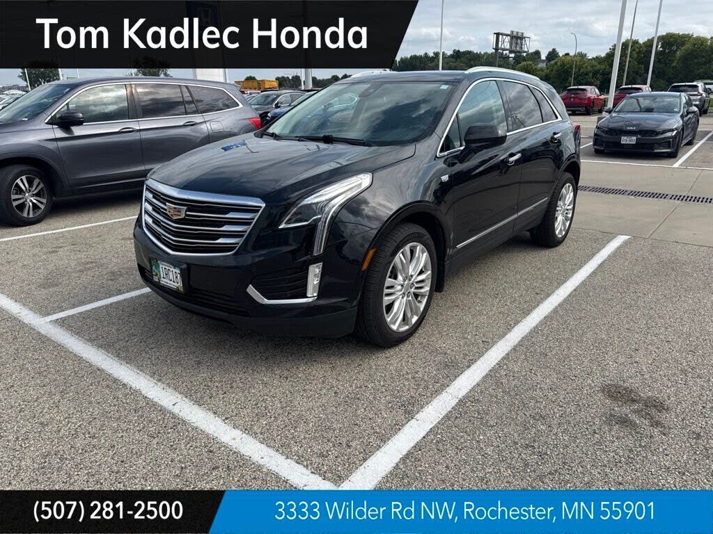 2017 CADILLAC XT5