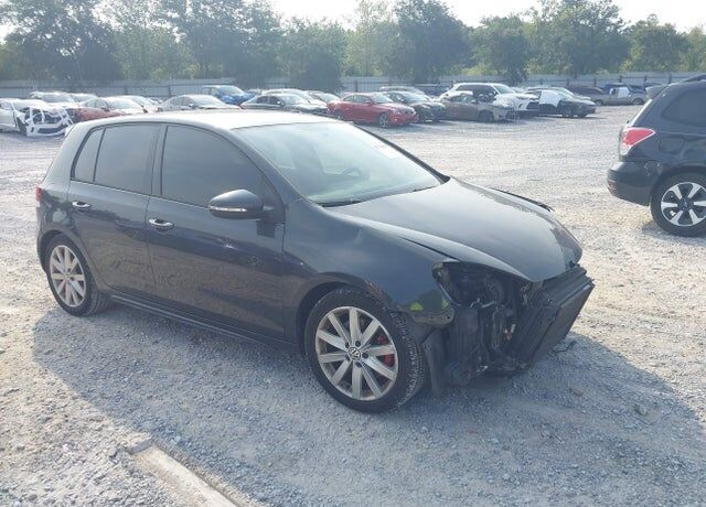 2013 VOLKSWAGEN Golf GTI