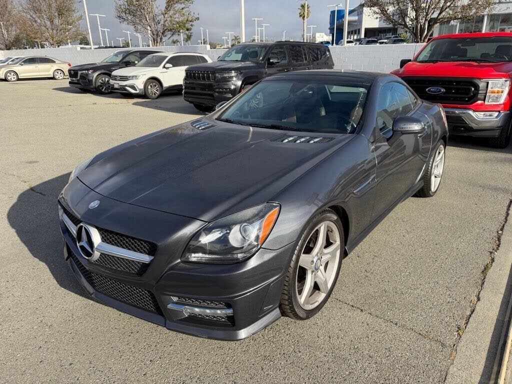 2015 MERCEDES-BENZ SLK-Class