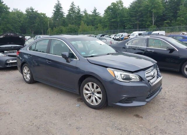 2015 SUBARU Legacy
