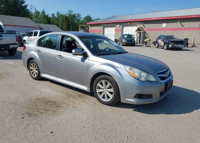 2011 SUBARU Legacy
