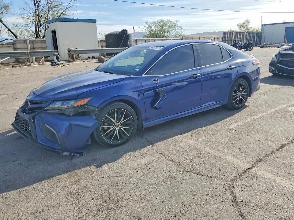 2024 TOYOTA Camry
