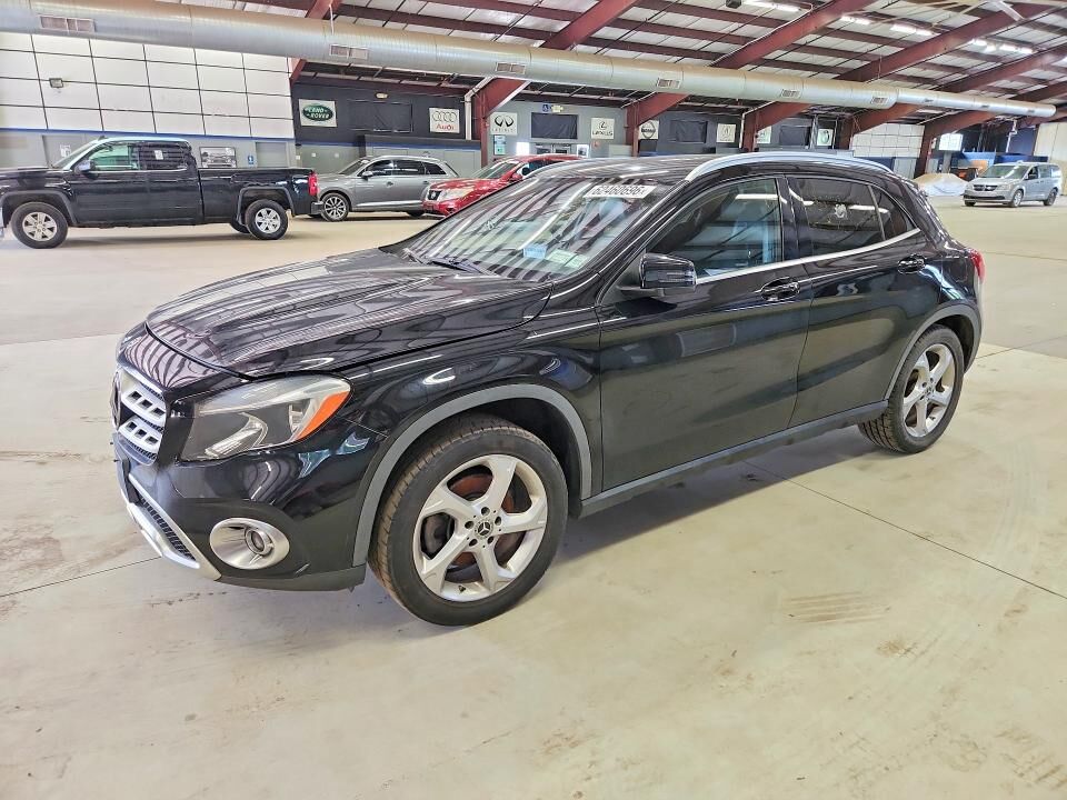 2020 MERCEDES-BENZ GLA-Class