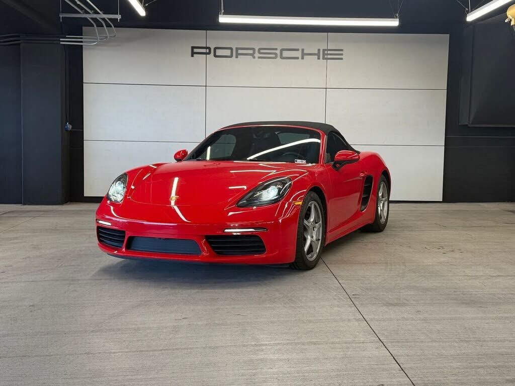 2024 PORSCHE 718