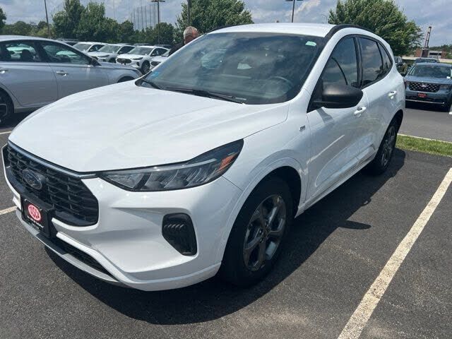 2023 FORD Escape