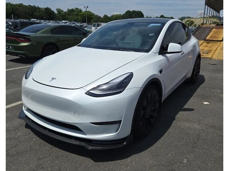 2022 TESLA Model Y