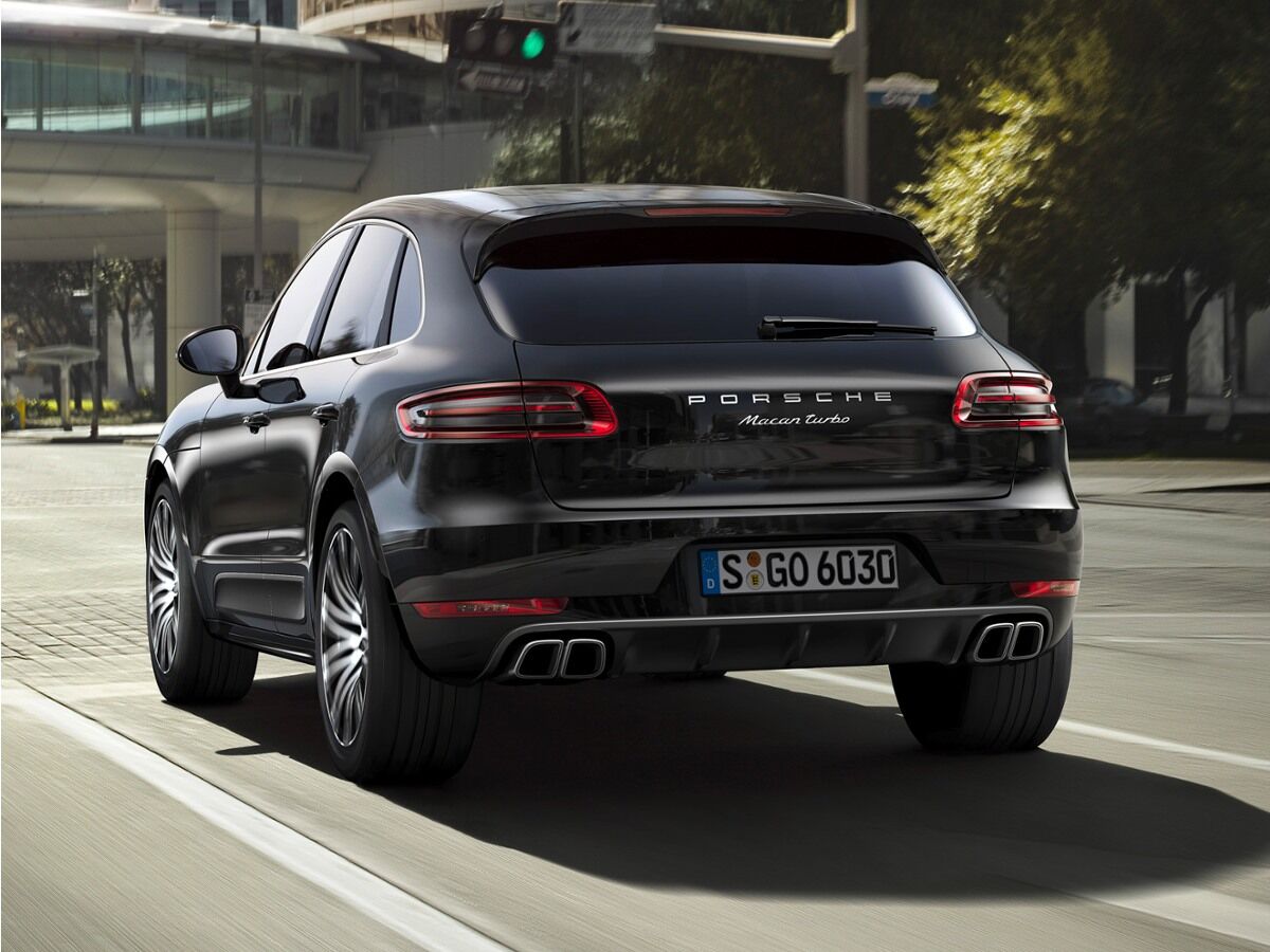 2016 PORSCHE Macan