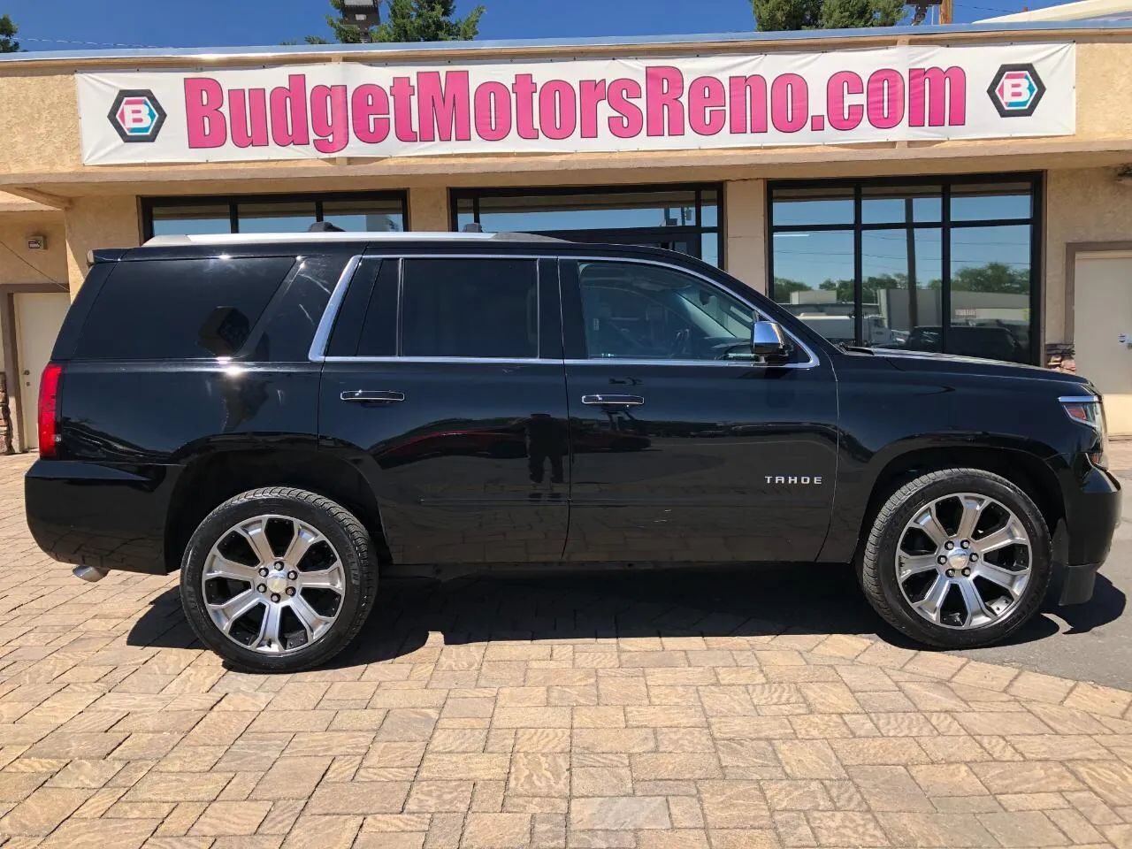 2017 CHEVROLET Tahoe