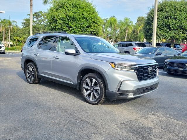 2023 HONDA Pilot