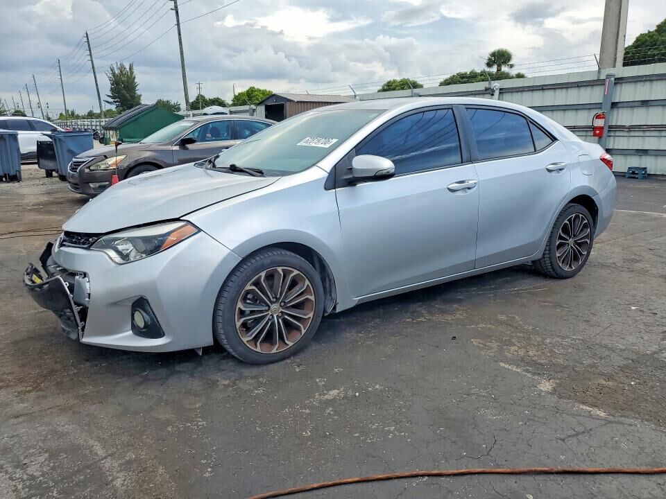 2015 TOYOTA Corolla