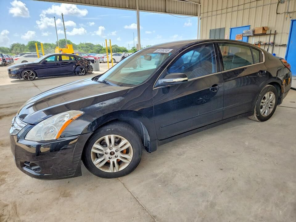 2011 NISSAN Altima