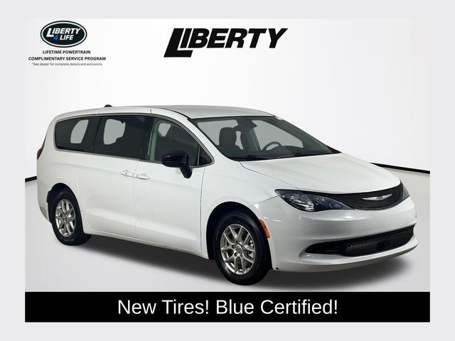 2024 CHRYSLER Voyager
