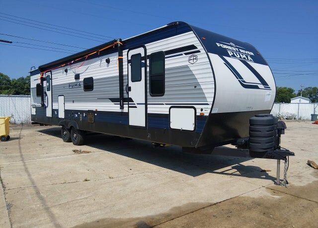 2025 FOREST RIVER Puma