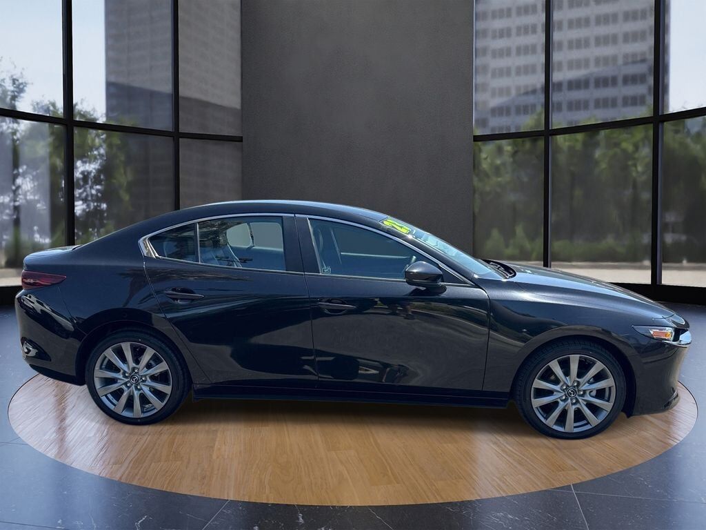 2023 MAZDA Mazda3