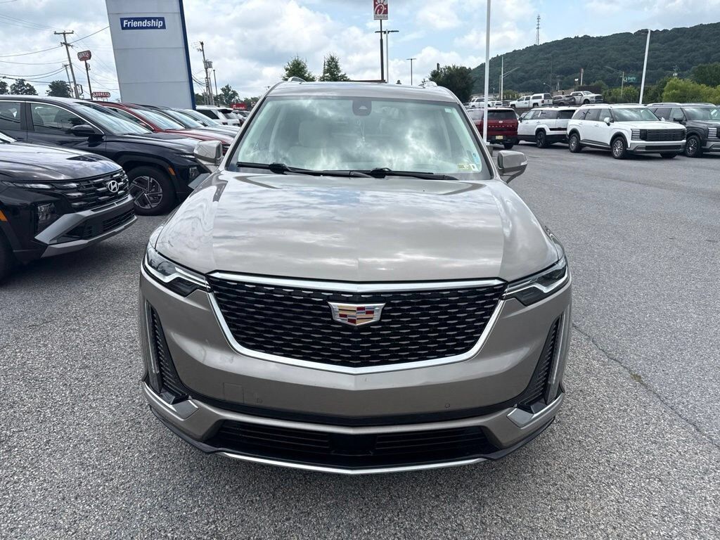 2022 CADILLAC XT6
