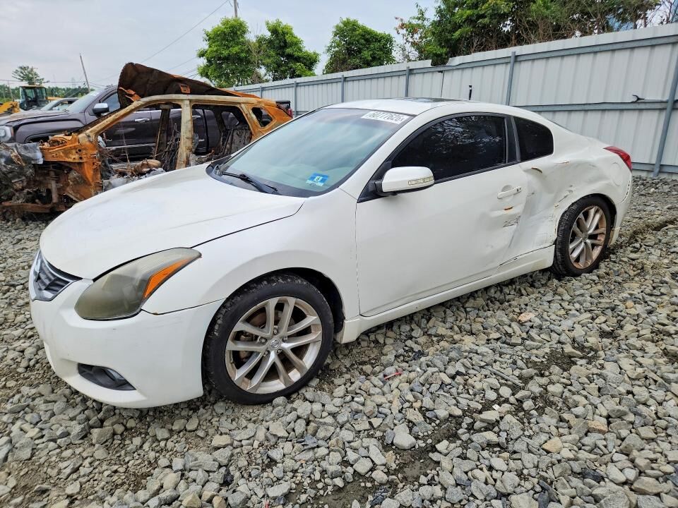 2011 NISSAN Altima