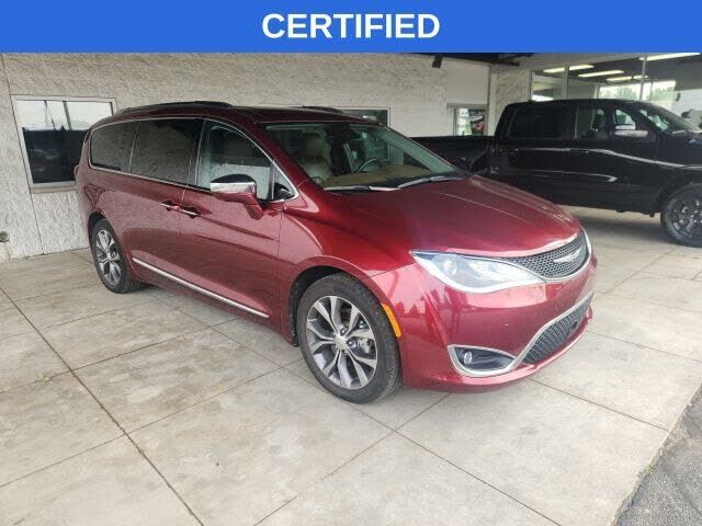 2017 CHRYSLER Pacifica