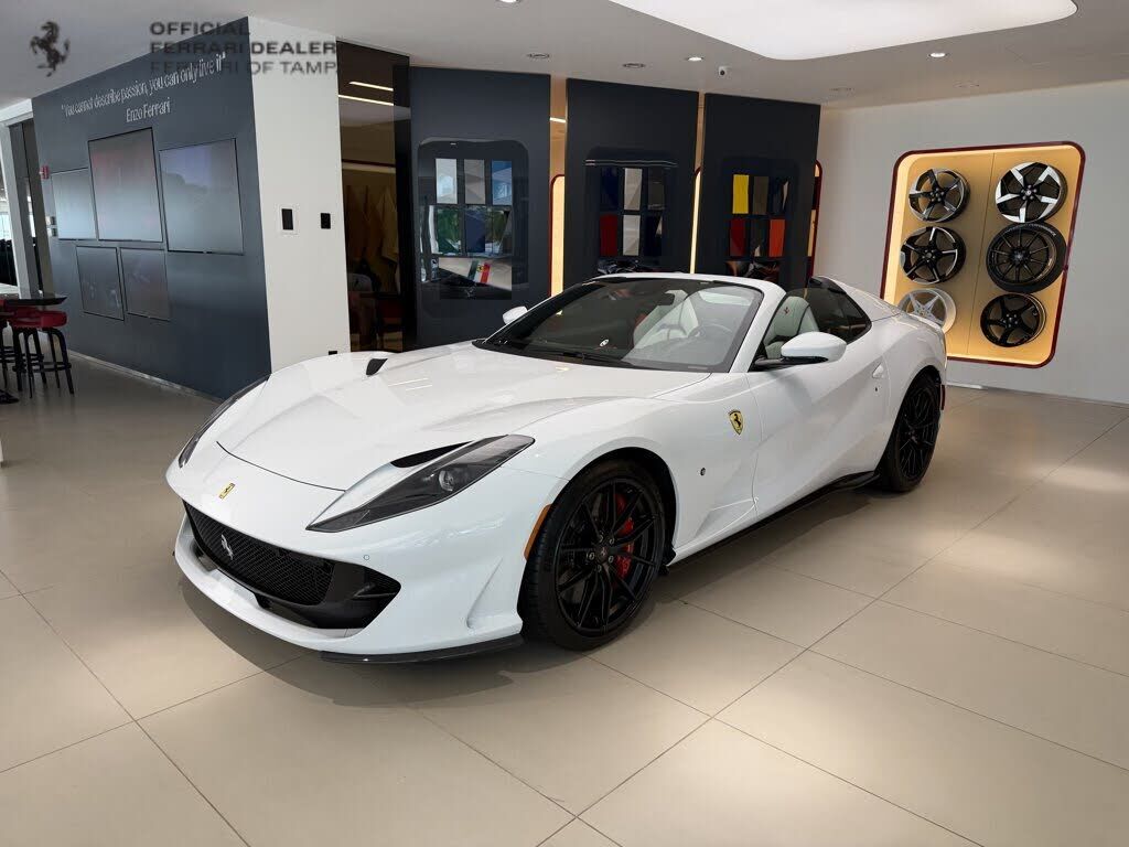 2023 FERRARI 812GTS