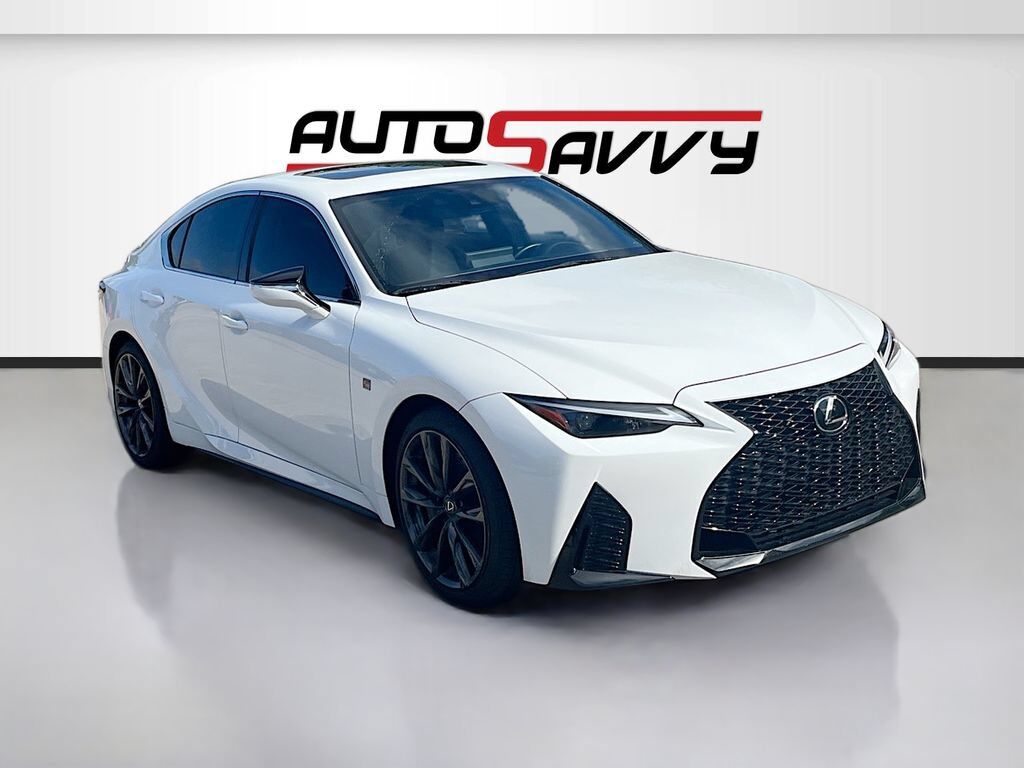 2025 LEXUS IS