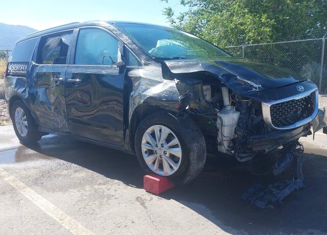 2017 KIA Sedona