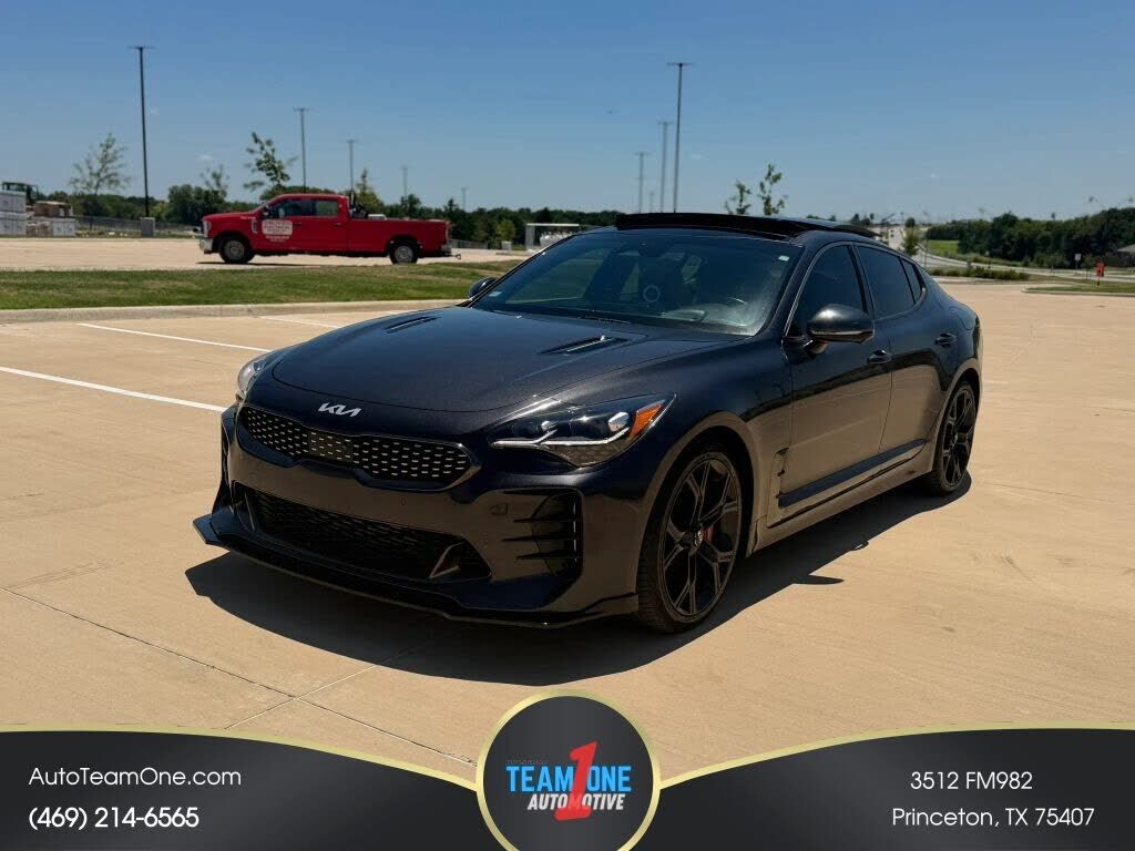 2022 KIA Stinger