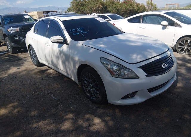 2011 INFINITI G37