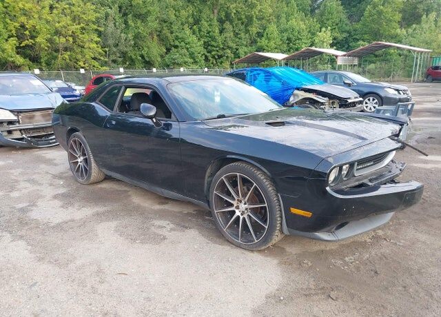 2013 DODGE Challenger
