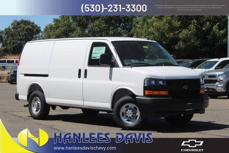 2026 CHEVROLET Express
