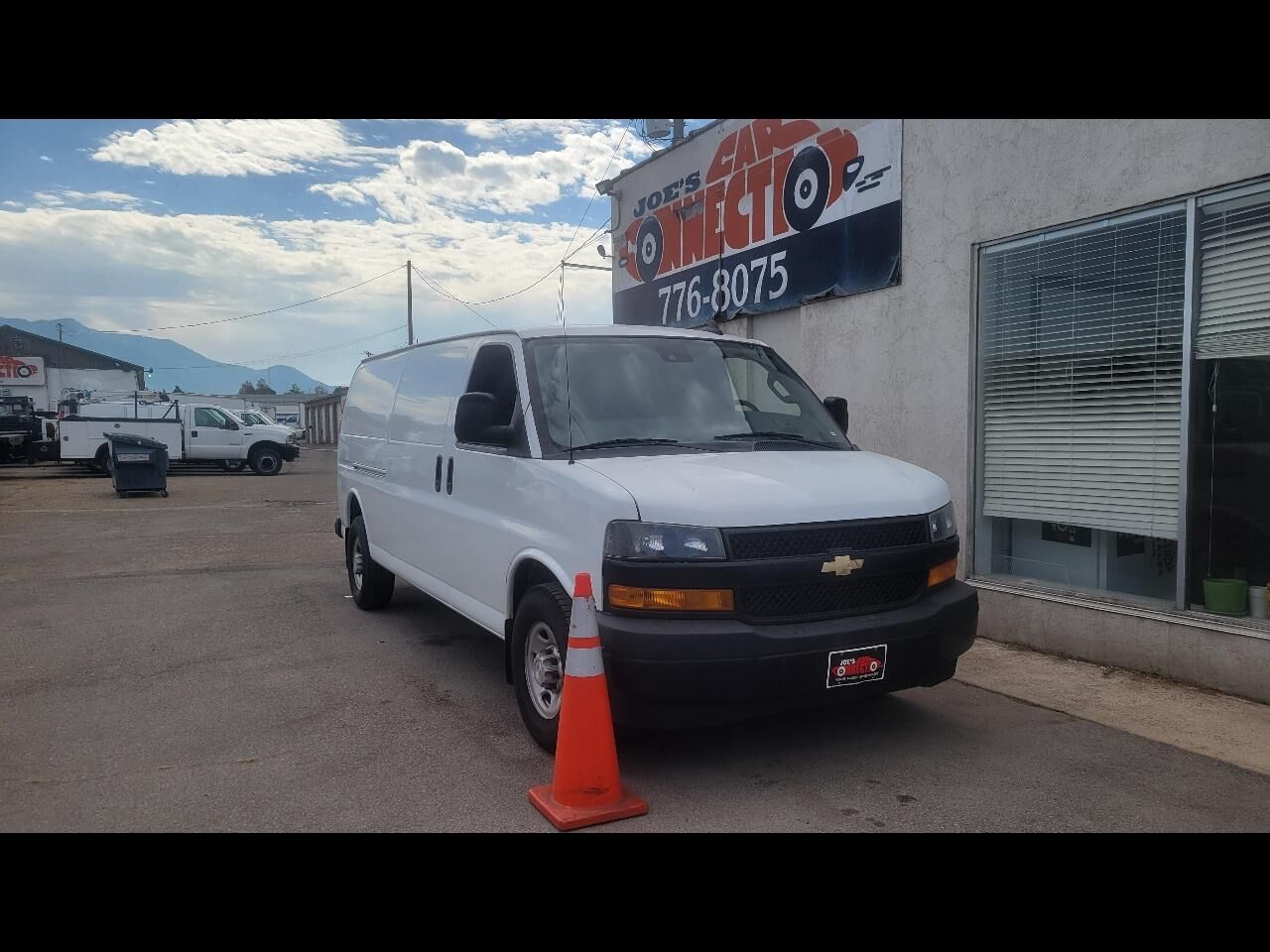 2020 CHEVROLET Express