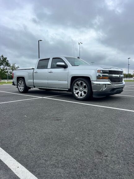 2017 CHEVROLET Silverado
