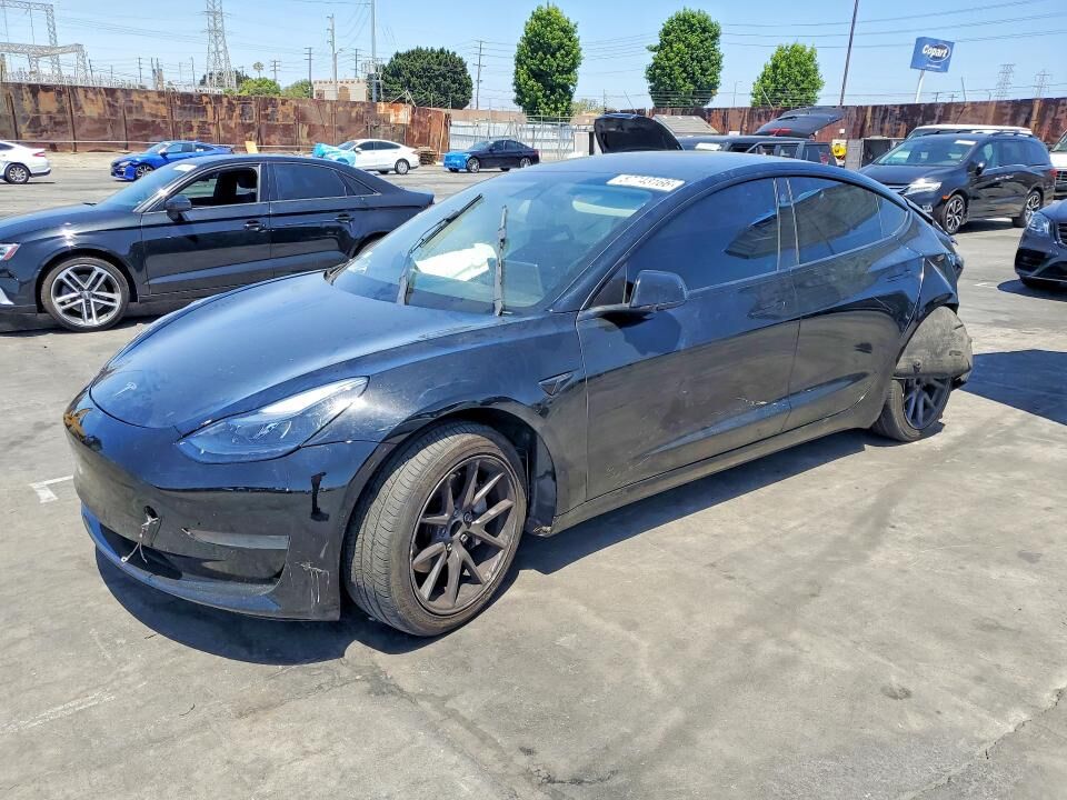 2022 TESLA Model 3