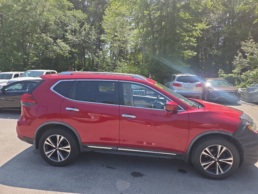 2017 NISSAN Rogue