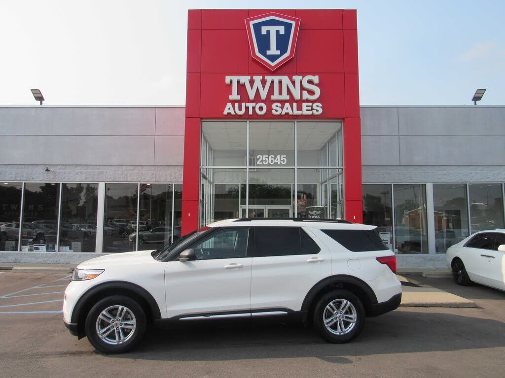 2022 FORD Explorer