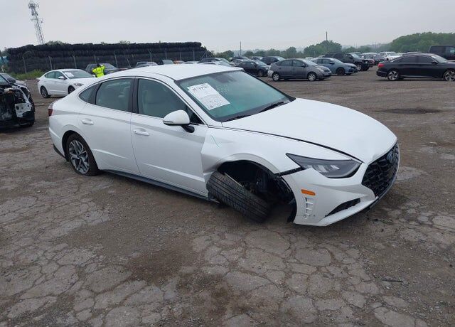 2022 HYUNDAI Sonata