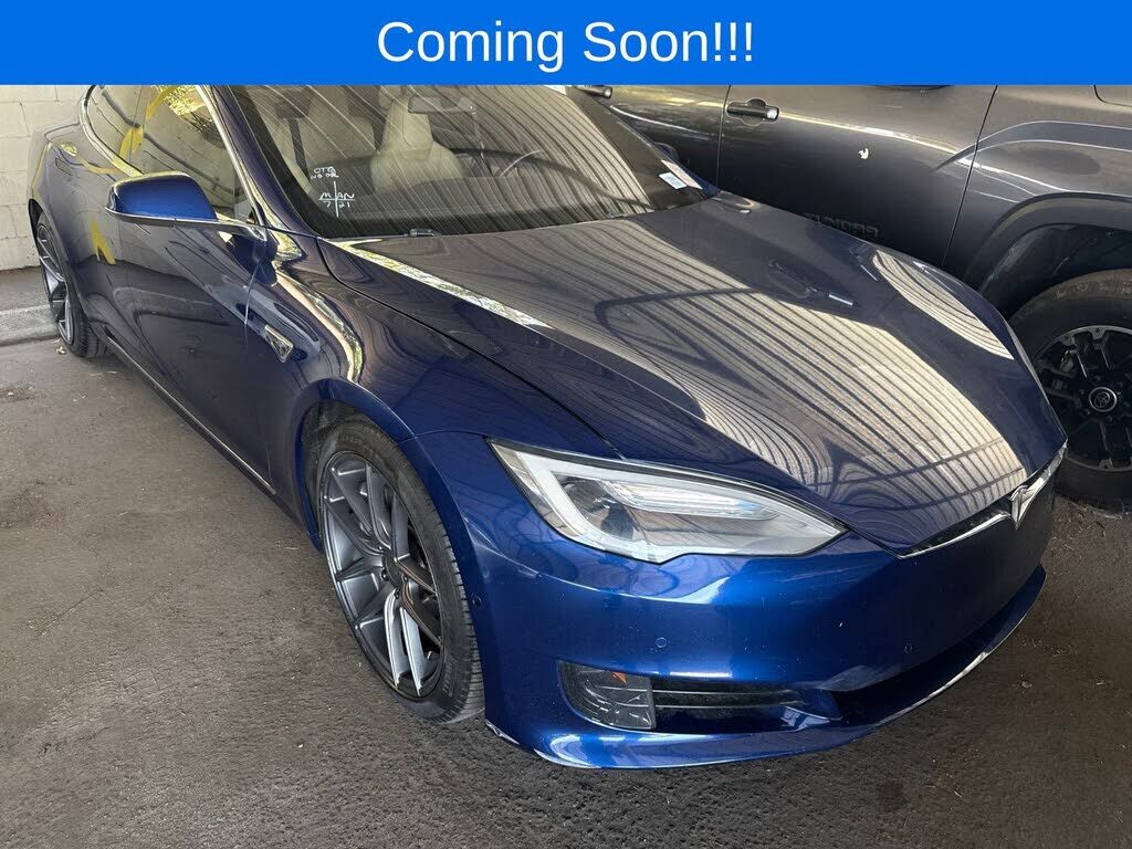 2016 TESLA Model S