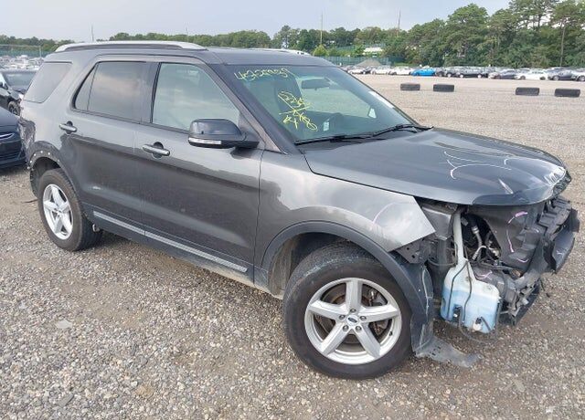 2016 FORD Explorer