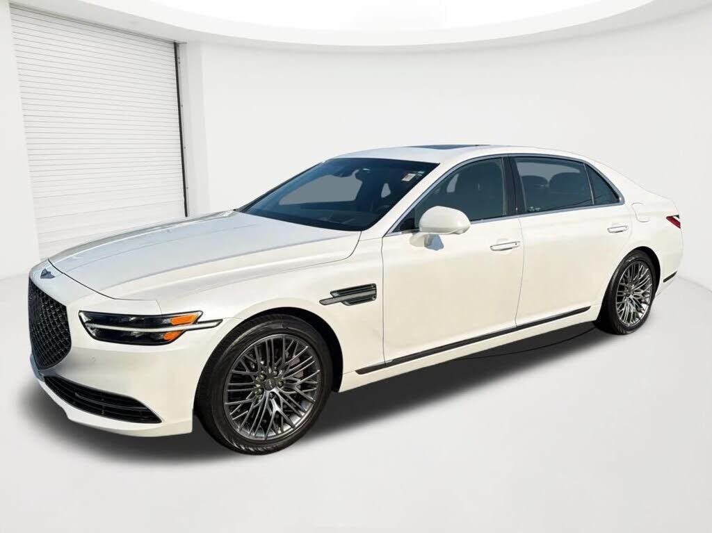 2022 GENESIS G90