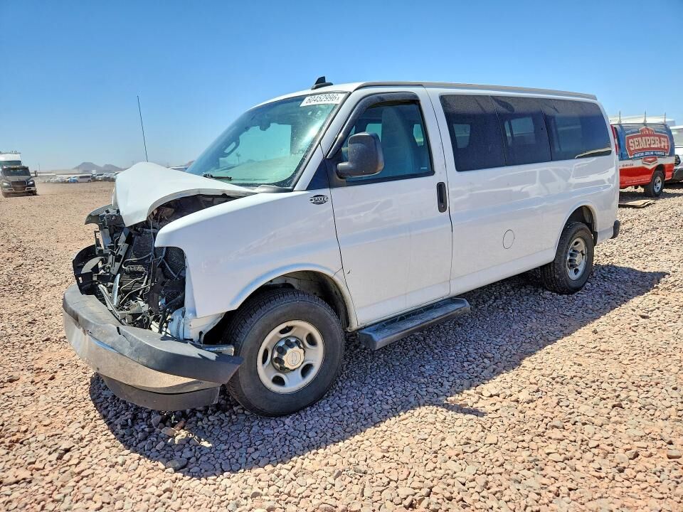 2017 CHEVROLET Express