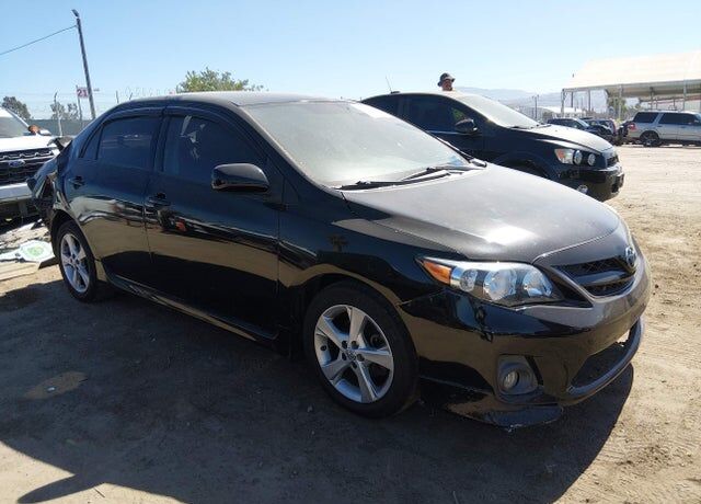 2011 TOYOTA Corolla