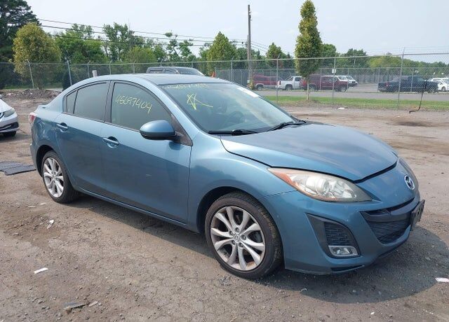 2011 MAZDA Mazda3