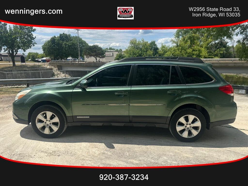 2012 SUBARU Outback