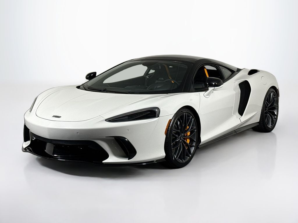 2026 MCLAREN GTS