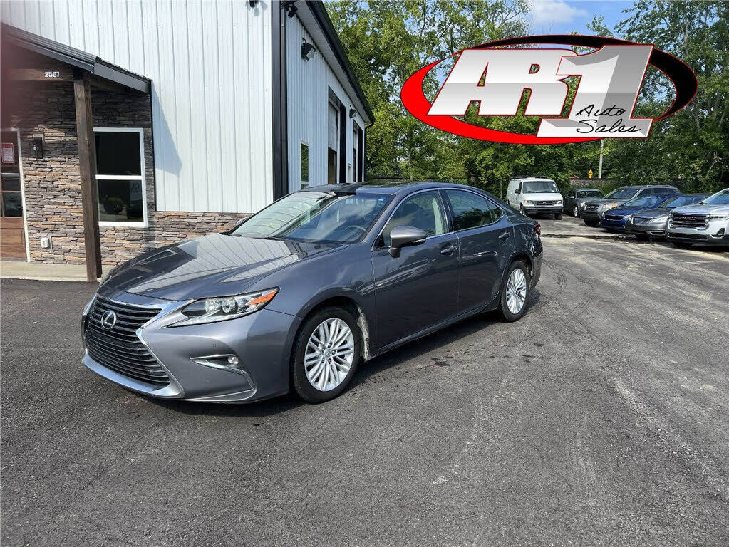 2016 LEXUS ES