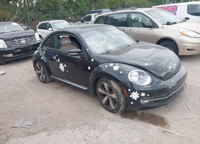 2012 VOLKSWAGEN Beetle