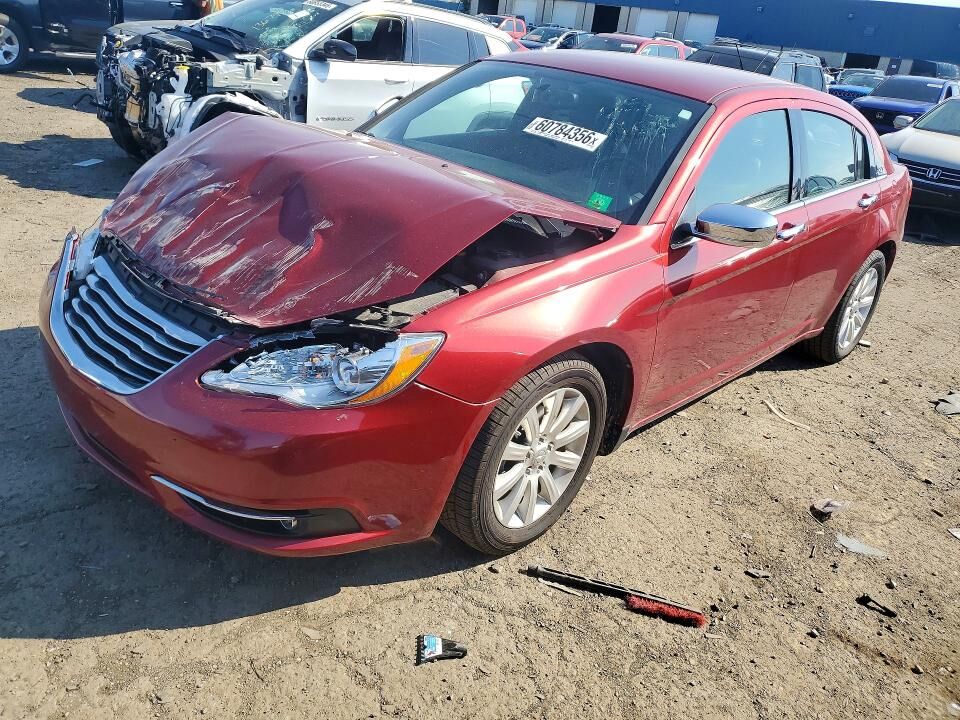 2013 CHRYSLER 200
