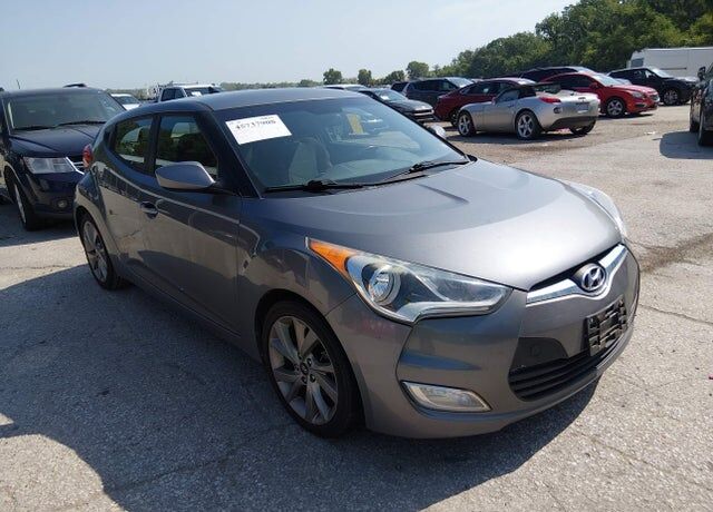 2017 HYUNDAI Veloster