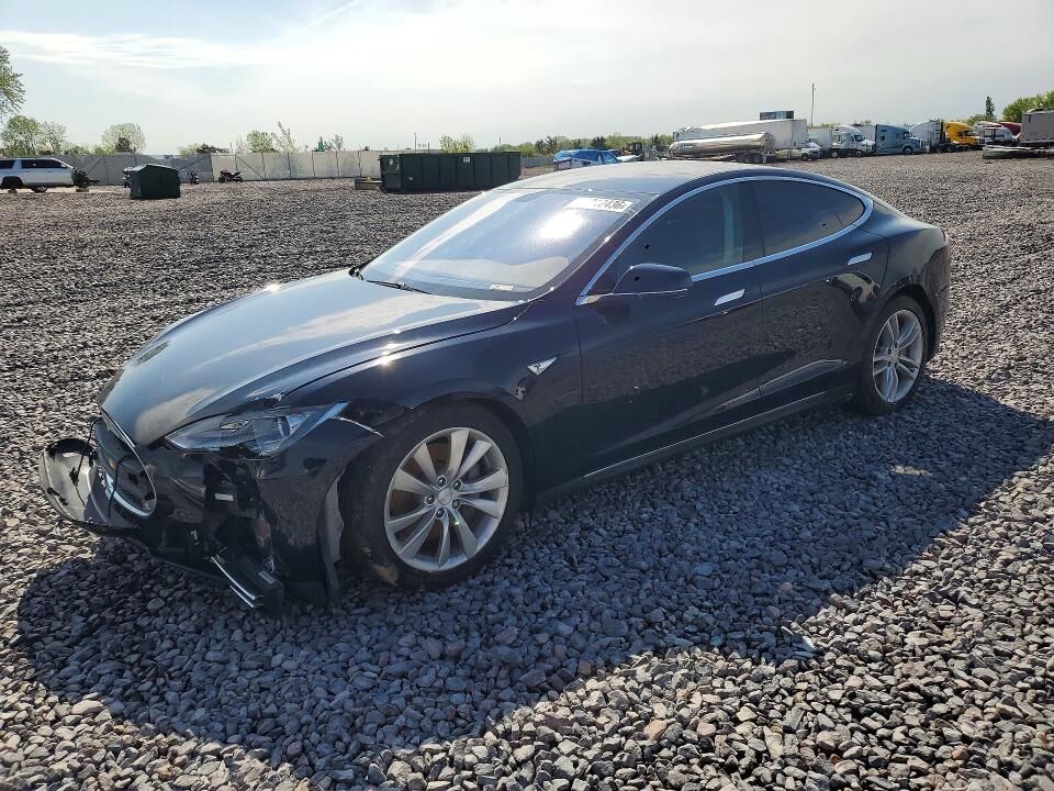 2014 TESLA Model S